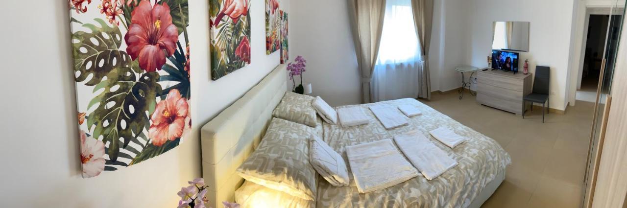 Caserta Royale Apartment Extérieur photo