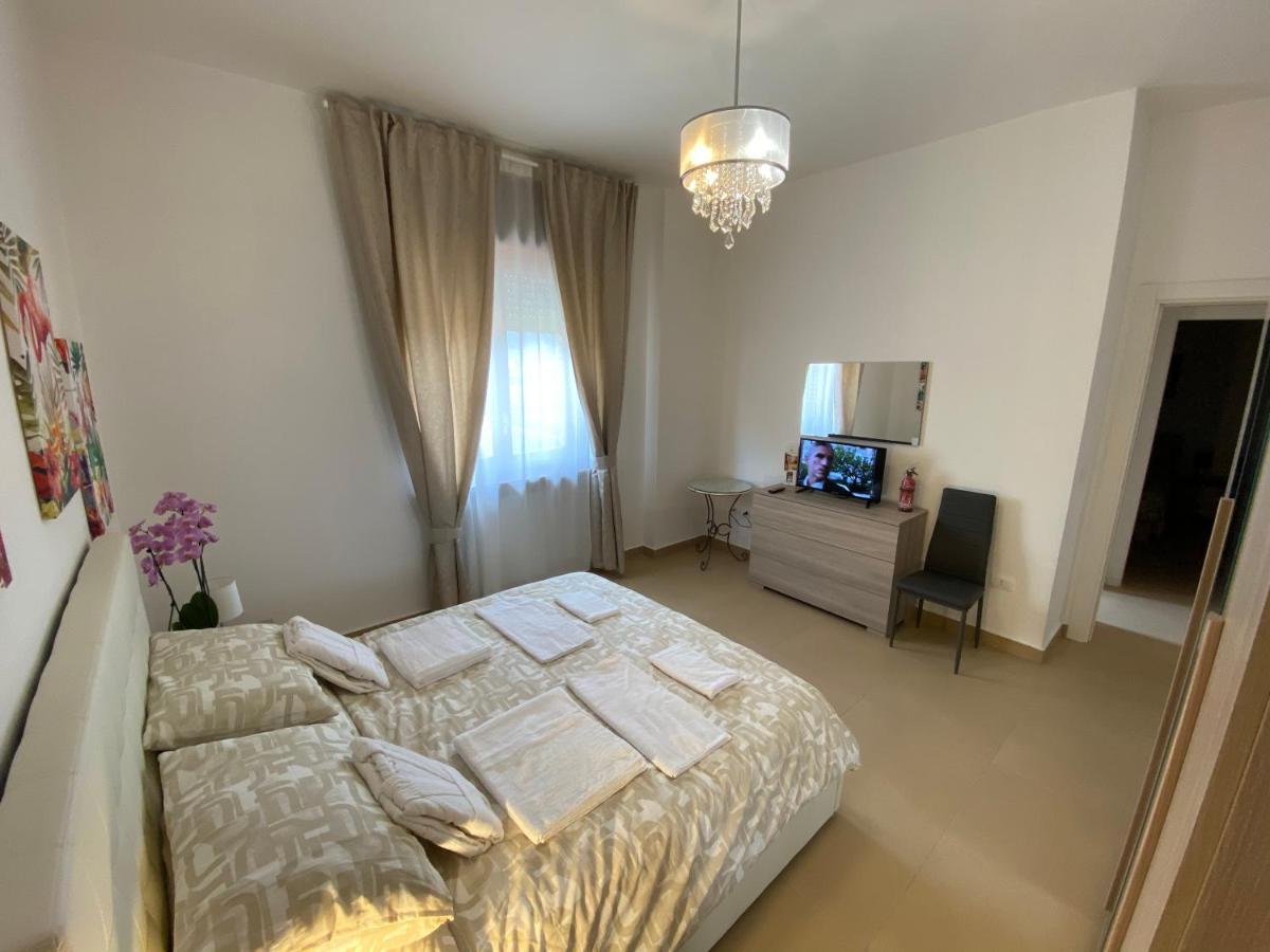 Caserta Royale Apartment Extérieur photo